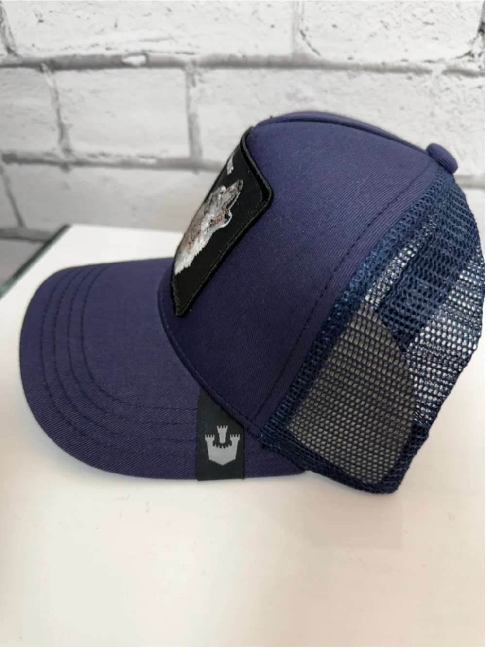 Men’s Goorin Bros Lone Wolf Hat Navy Blue Trucker Hat The Farm OSFM NWT